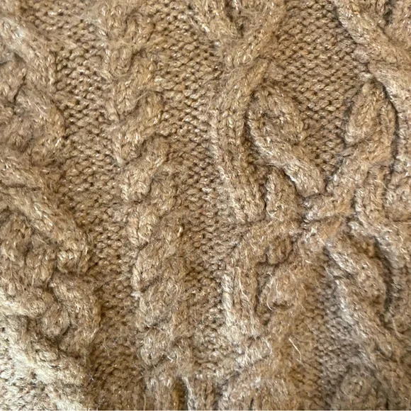Brown Zara Cable-Knit Sweater - Picture 4 of 4